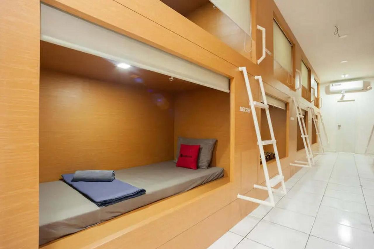 Reddoorz Hostel Near Taman Puring Jakarta Ngoại thất bức ảnh